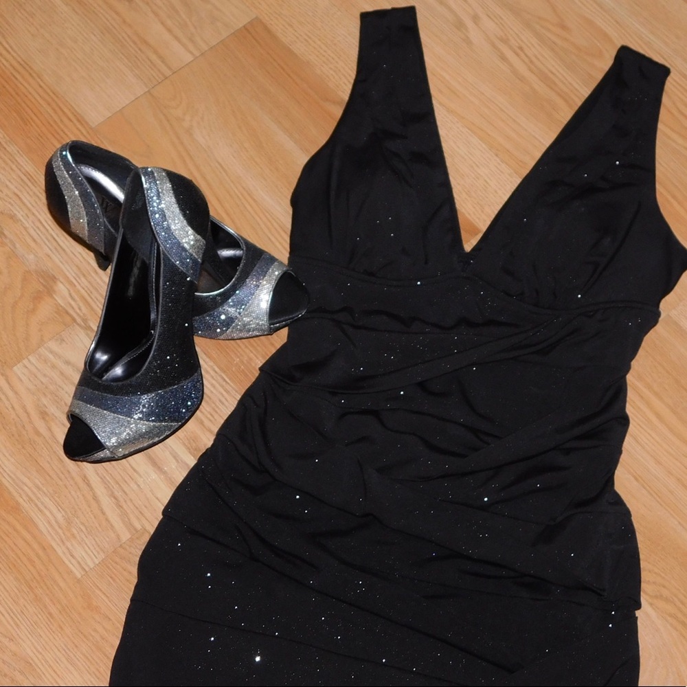 Worthington black and silver size 7M heels 👠